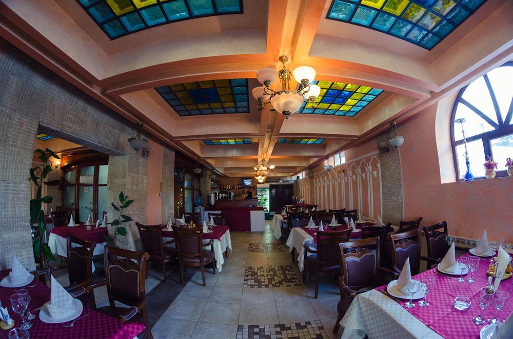 Predeal Comfort Suites Restaurante foto